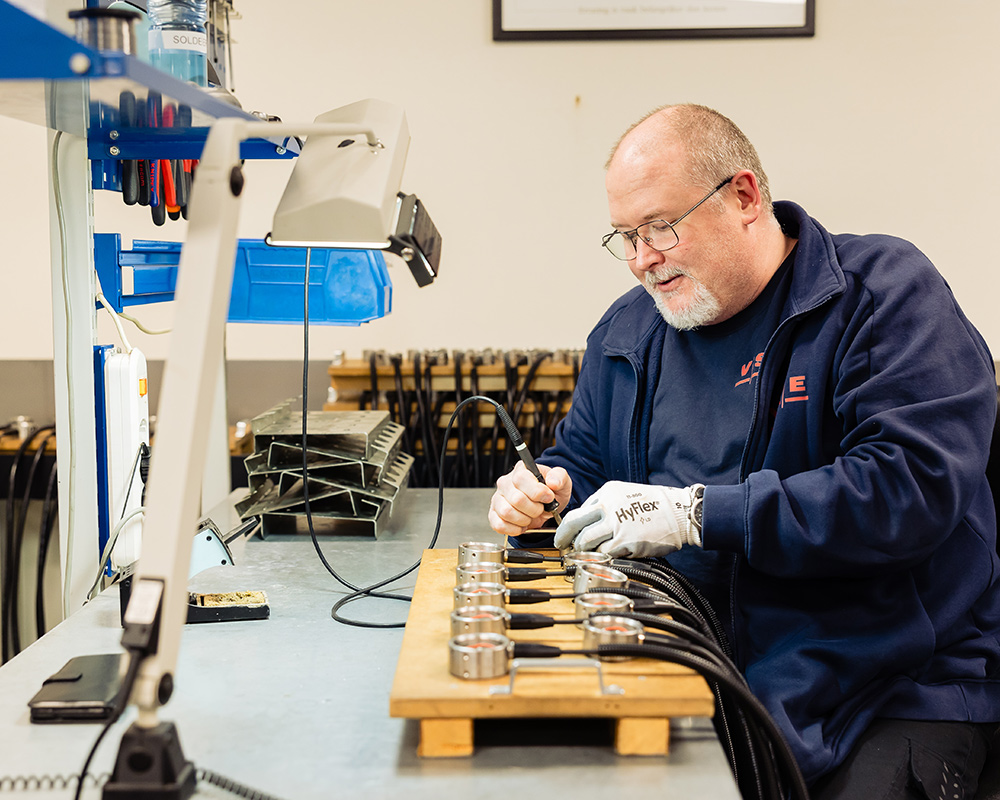 Van voertuigengineering naar elektro-hydraulische besturing